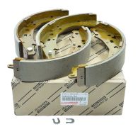 Genuine Toyota Rear Drum Brake Shoe Set - GUN125 / GUN126